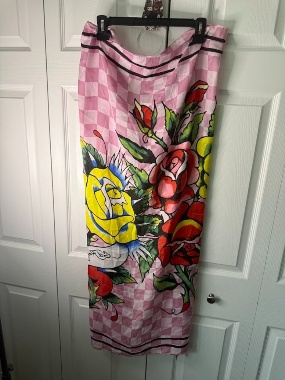 Ed Hardy‎ Love Kills Slowly Scarf 42”x42”